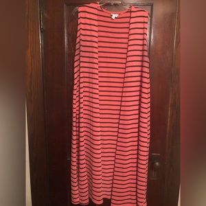 LuLaRoe Joy midi length vest.